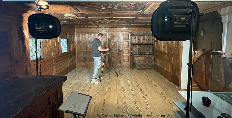 Kulturpool, Digitalisierung einer Vorarlberger Stube, Foto: Carina Neischl/Volkskundemuseum Wien