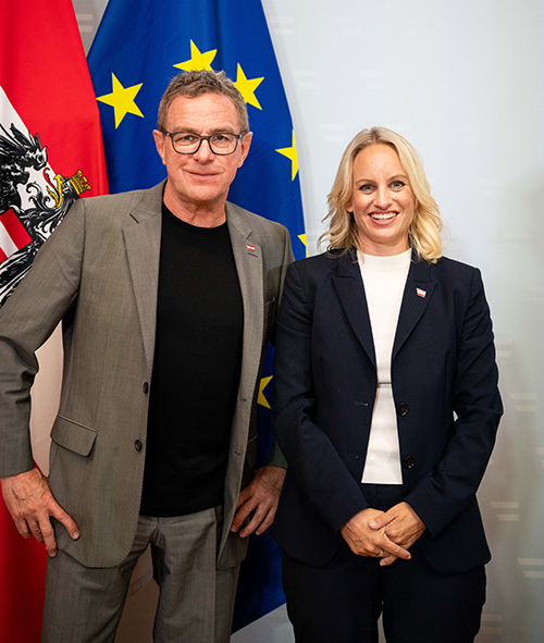 Rangnick und Sport-Staatssekretärin Schmidt, BMWKMS/Emilia Schlögl