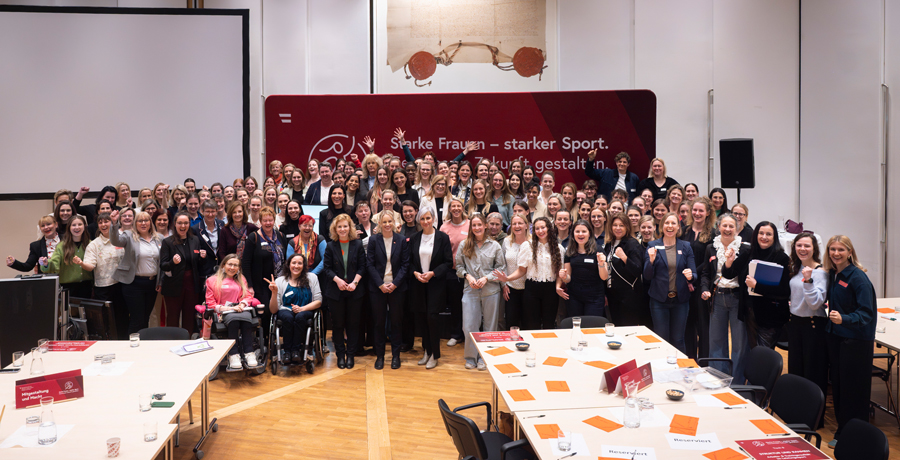 An die 150 Frauen beim Frauen-Vernetzungstreffen Starke Frauen, starker Sport
